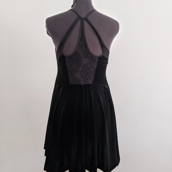 Velvet and Lace Black Nightshade Mini Dress SP - Picture 7 of 16